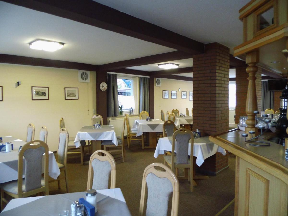 Hotel Sturm Tangermunde Bagian luar foto